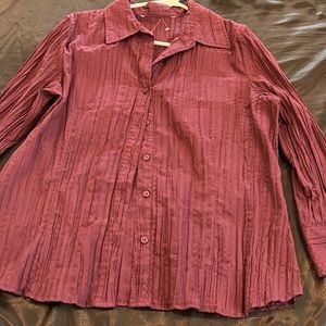 Texture wine button down